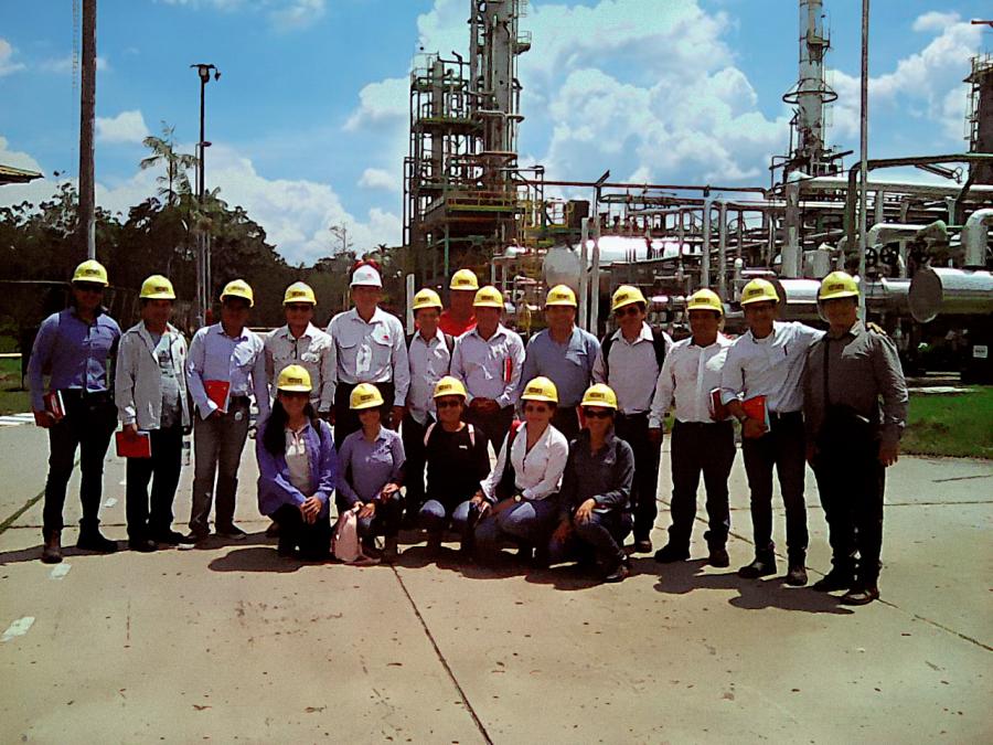Students from UNAP visit Iquitos Refinery