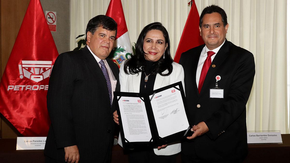 PETROPERÚ y Ministerio de la Mujer firman convenio para fomentar prácticas preventivas contra el acoso y hostigamiento sexual