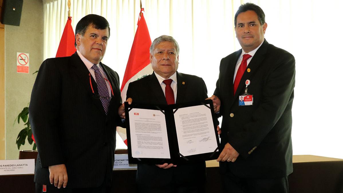 PETROPERÚ y Universidad San Marcos firman convenio de colaboración estratégica