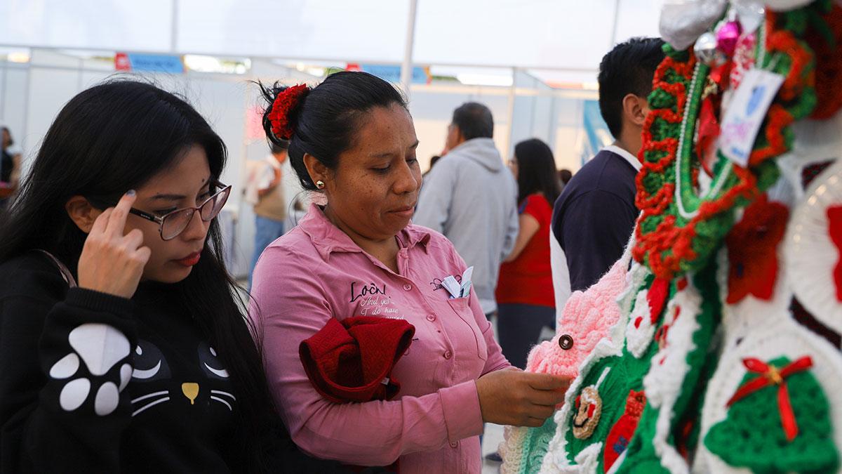 Microempresarias talareñas participan en X Feria de Emprendimiento organizada por PETROPERÚ