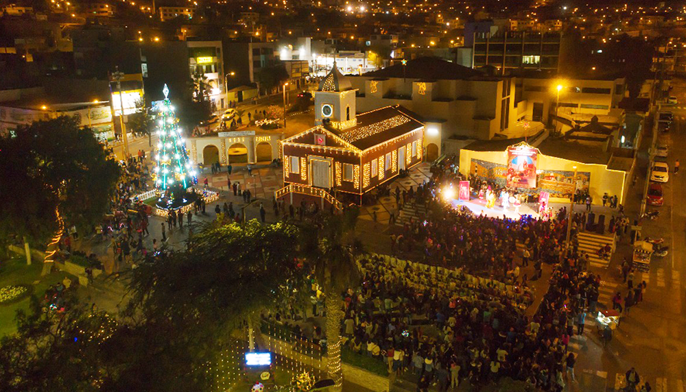 PETROPERÚ auspicia festival de luces navideñas en Ilo