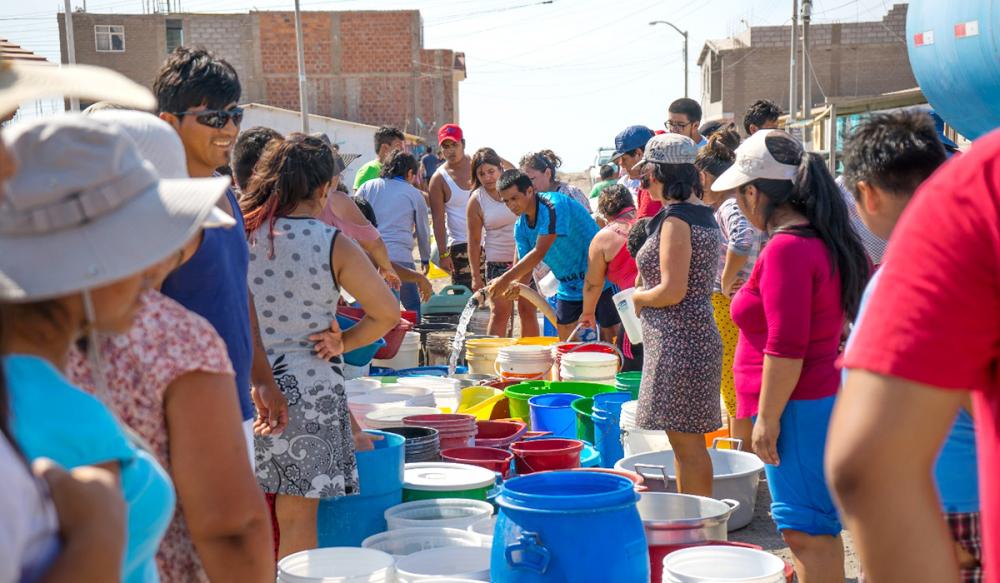 PETROPERÚ distribuye 9,600 galones de agua potable debido a desabastecimiento en Ilo