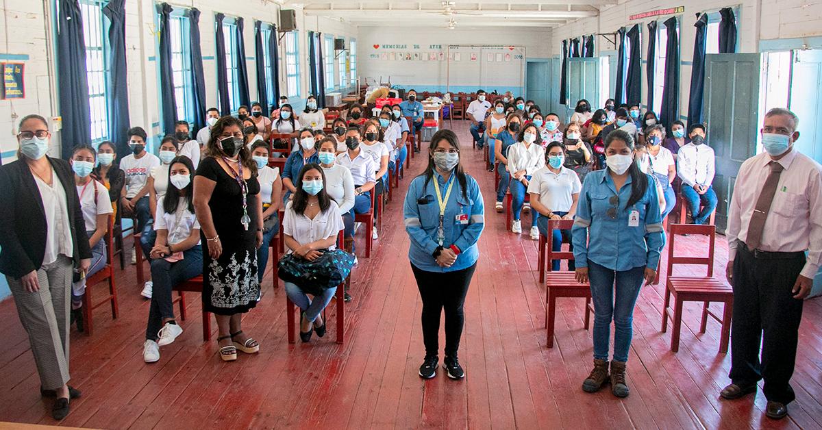 120 jóvenes talareños estudiarán carreras técnicas con becas integrales otorgadas por PETROPERÚ