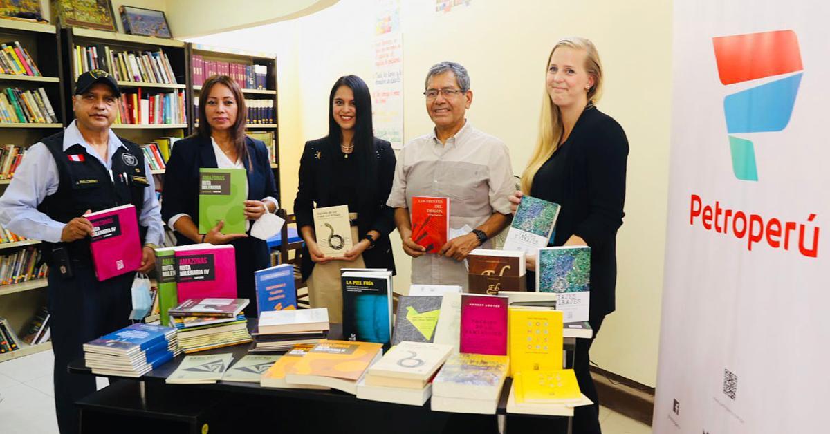 PETROPERÚ delivers an important batch of books to implement libraries in the country's prisons