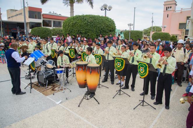 Colegios participaron en colorido concurso por el centenario de Refinería Talara