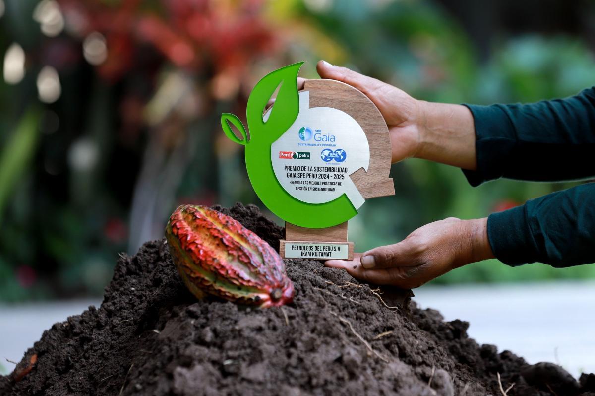 Petroperú wins first place in the Sustainability Award with its cocoa project in the Amazon