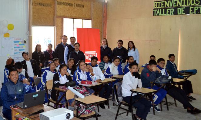 Ingenieros de PETROPERÚ participan en charlas de orientación vocacional de forma gratuita