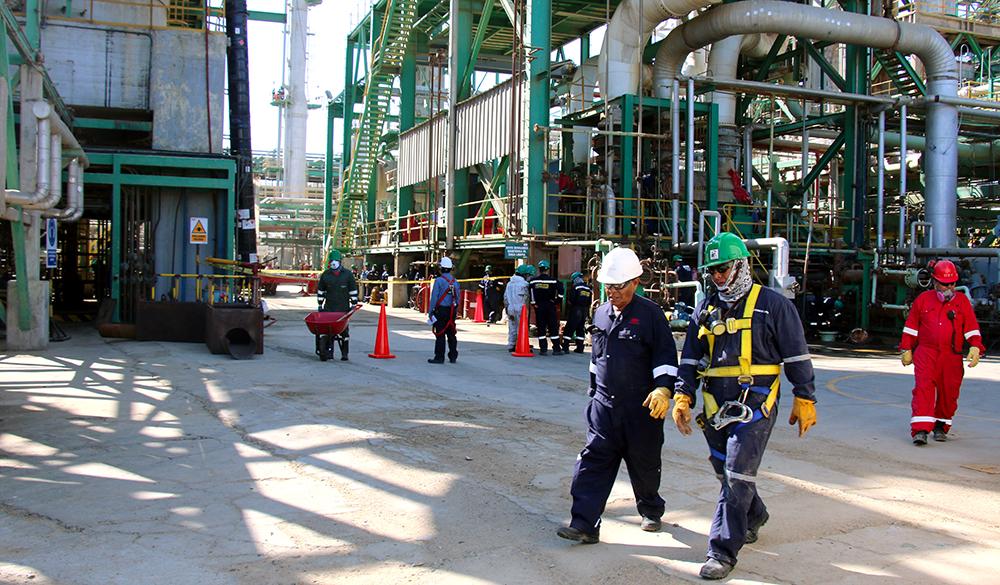 PETROPERÚ da prioridad a talareños en labores de Parada de Planta