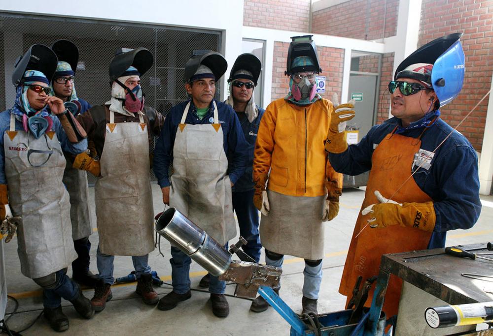 Certificarán a electricistas e instrumentistas para mejorar su empleabilidad