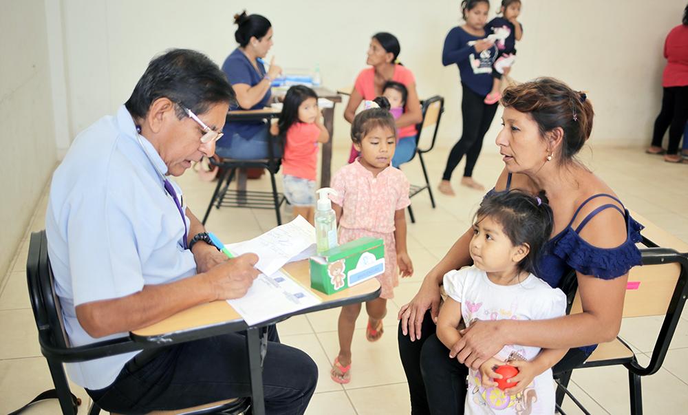 Más de mil vecinos se beneficiaron  con jornada gratuita de salud en Talara