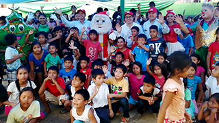 PETROPERÚ realizó campaña navideña para más de 5,000 niños de Iquitos